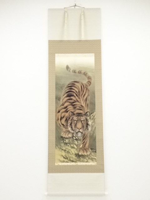 JAPANESE HANGING SCROLL / HAND PAINTED / TIGER
